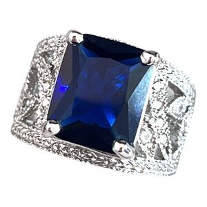 Vintage 1980s Uncas Blue CZ Ring Raised Setting Sterling Silver Size 6.5 - 5X